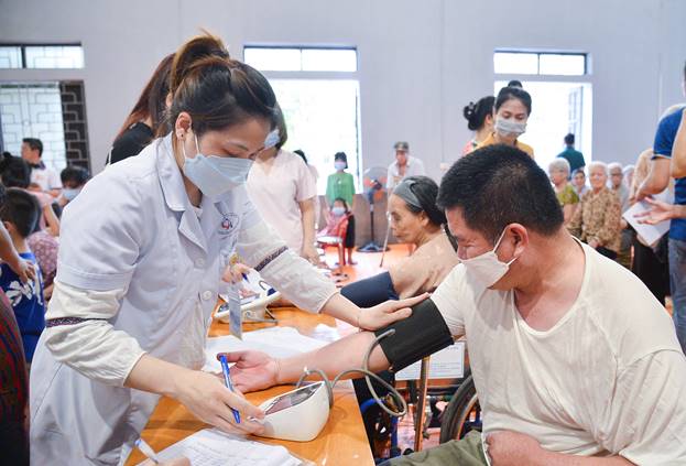 Bộ Y tế quy định thẩm quyền của chính quyền địa phương hai cấp lĩnh vực bảo trợ và phòng, chống tệ nạn xã hội